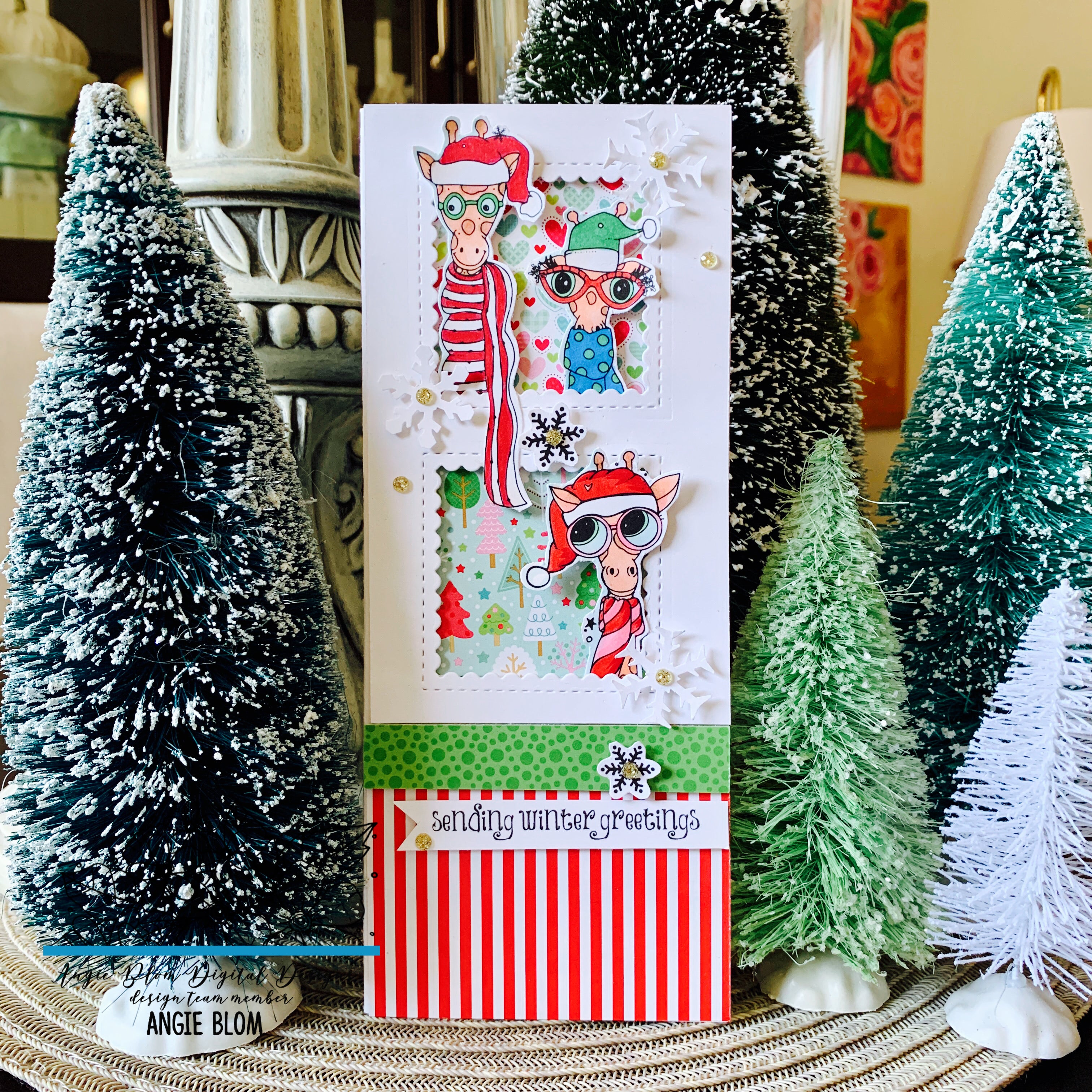 Holiday Giraffe Trio